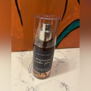NWT Bath and Body Works Midnight Amber Glow Body Spray
